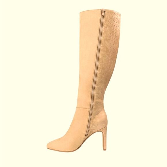 Journee collection size 6 NWOB wide calf two textured knee high boots. - Picture 1 of 4